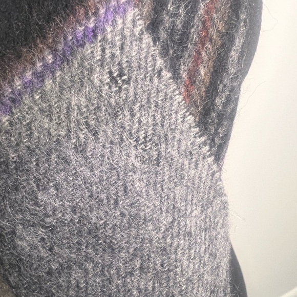 Cashmere Refined Gray and Purple Luxurious Wide/Long Scarf - Picture 6 of 13